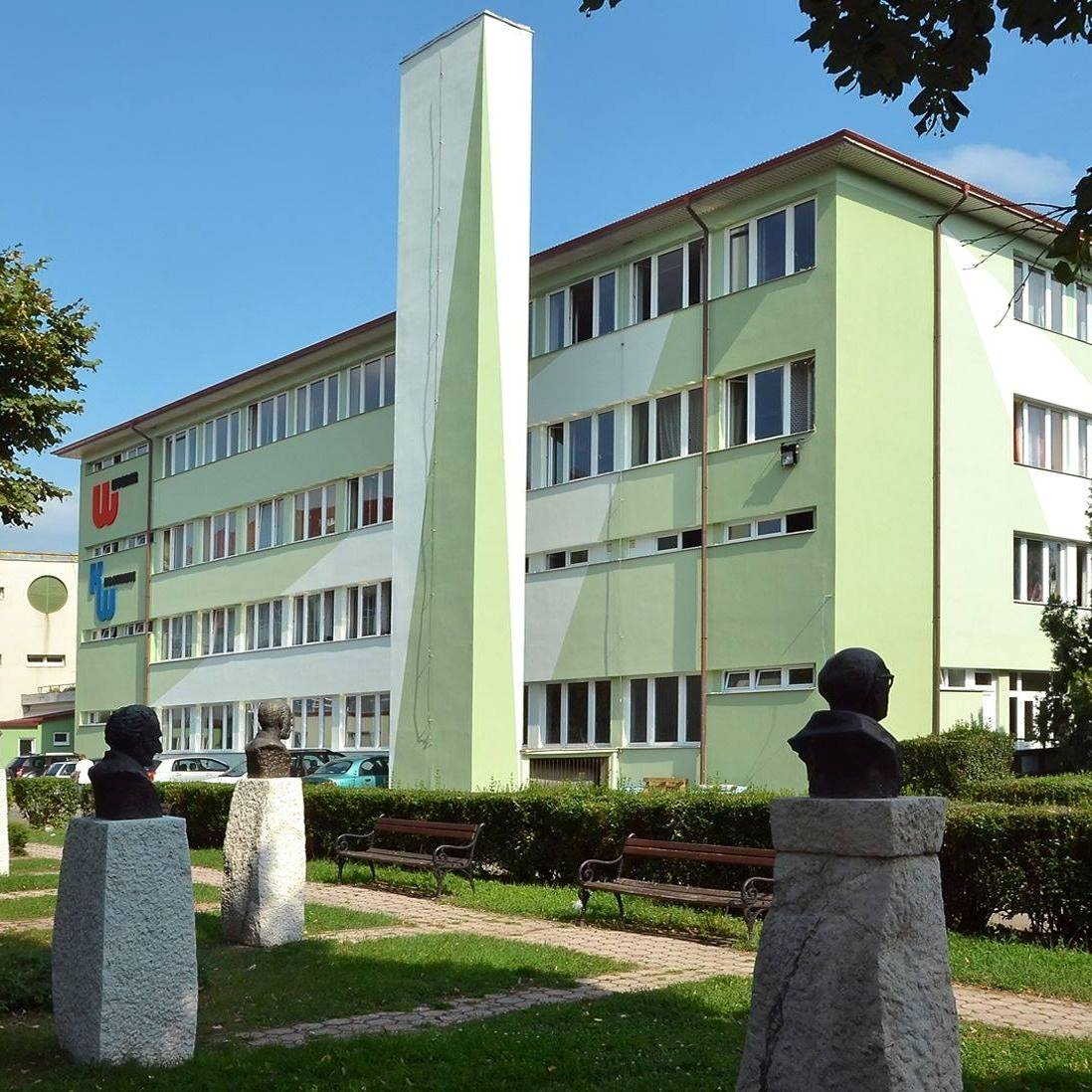 kép az iskoláról